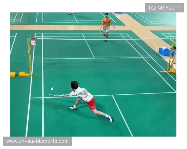 羽毛球帅哥图片大全 羽毛球帅哥图片大全